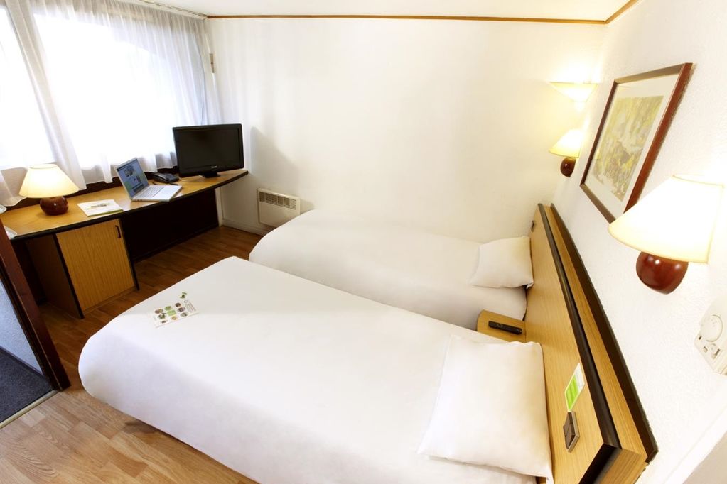 Ibis Styles Paris Saint Denis Pleyel Hotel Room photo